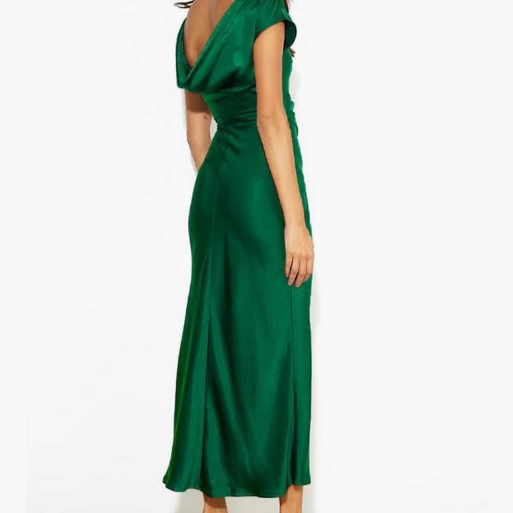 Amazon Elegant Backless Emerald Dress